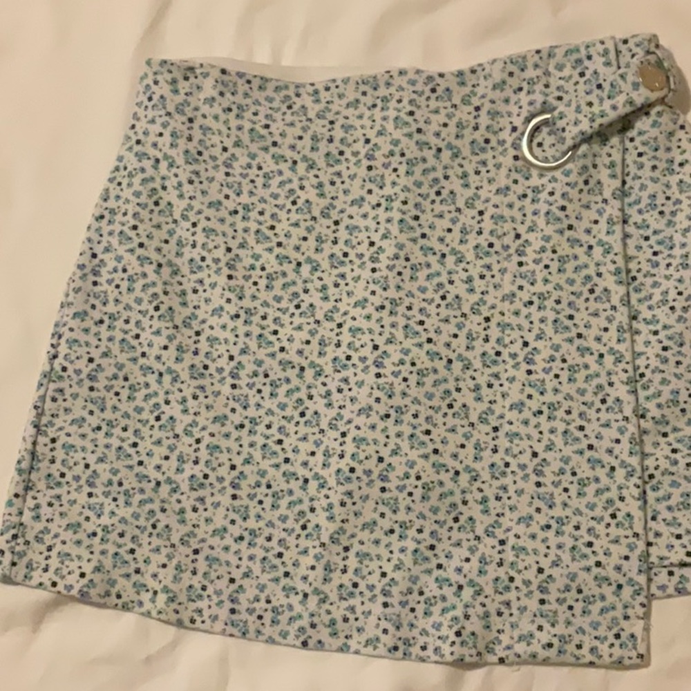 White and blue skirt